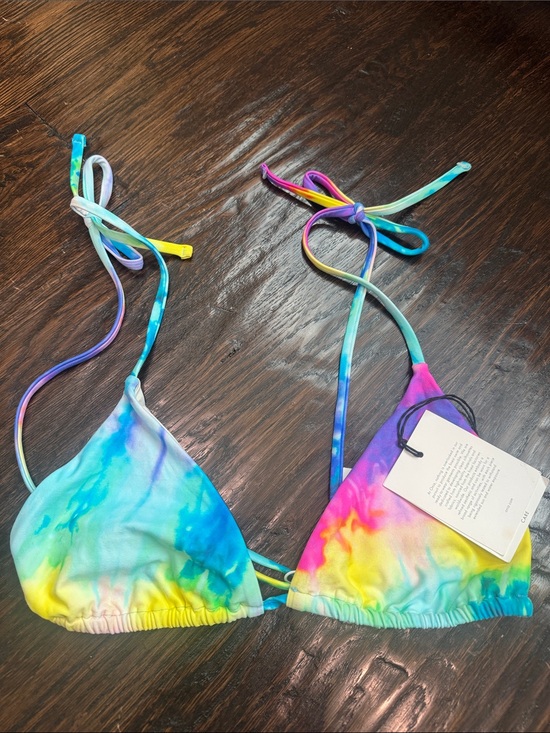 Onia Other - Onia Tie-Dye Triangle Bikini Top in Multicolor (Blue, Yellow, Pink, Green)